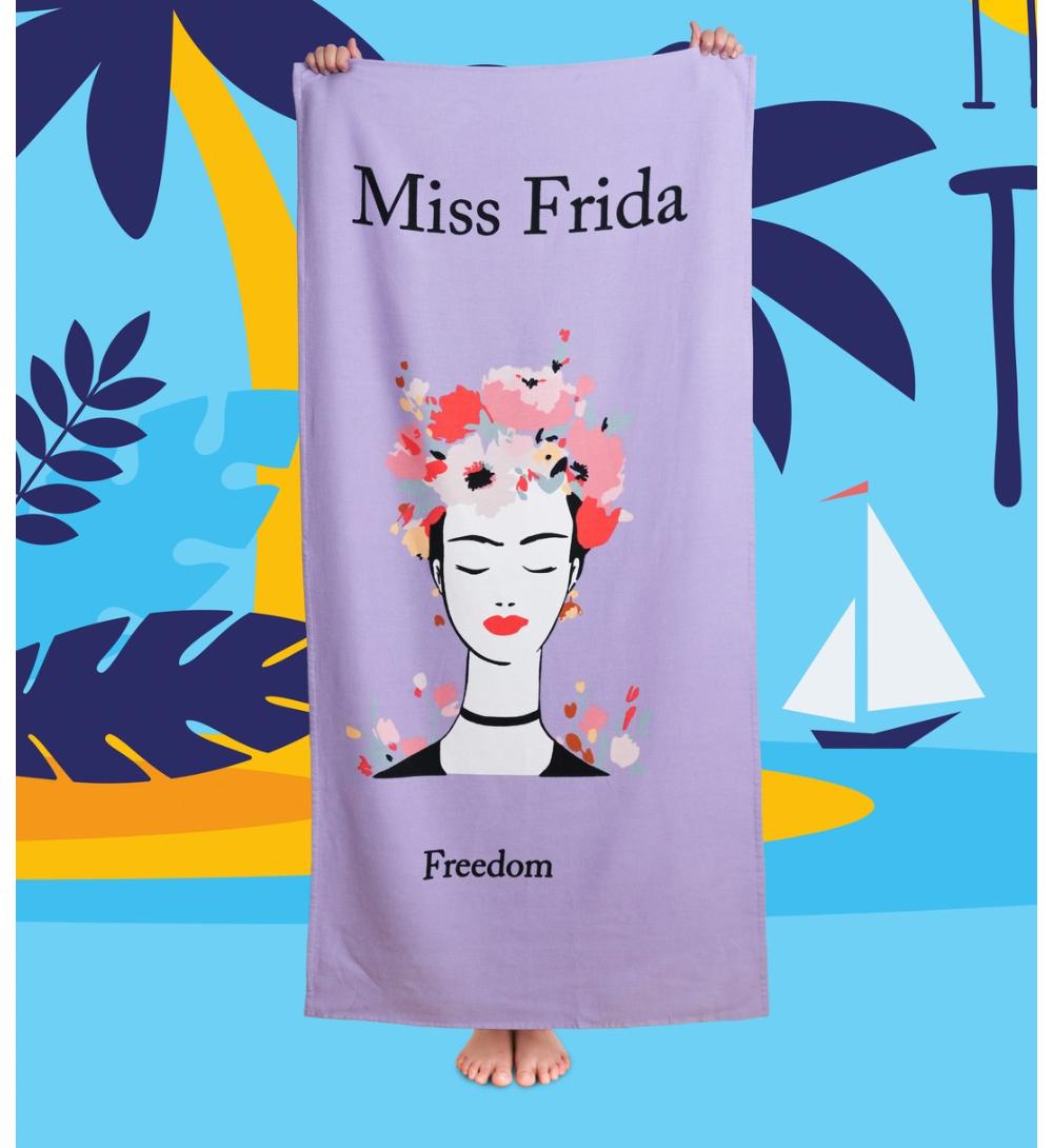 Miss Frida lila havlu plaj konsept çekimi